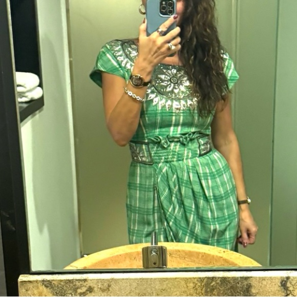 VALENTINO Boutique Green Plaid Fabric with Silver Zipper - Picture 8 of 8